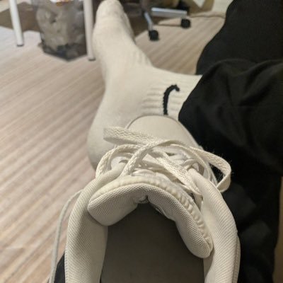 guyfeet99's profile picture