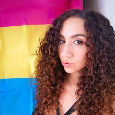 Vainilla 💗💛💙's profile picture