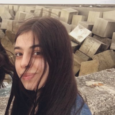 Lidia 🍂📜🕯️'s profile picture
