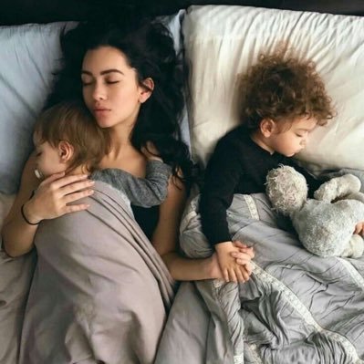 mom_baby27's profile picture