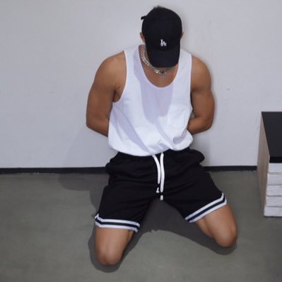 greyfitmodel's profile picture