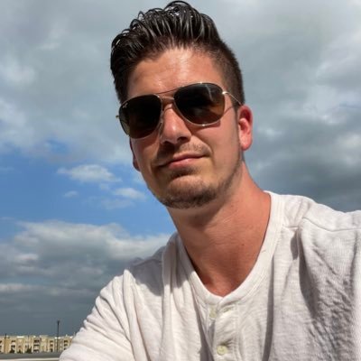 Derek Young's profile picture