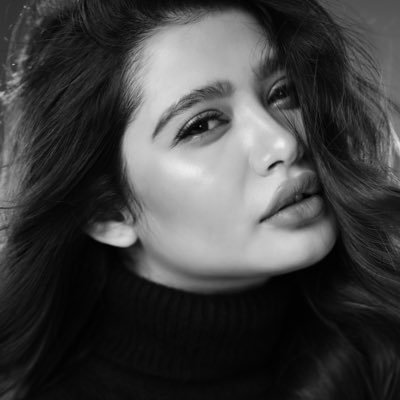 SahaEna's profile picture