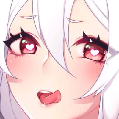 上房揭瓦璃承欢🍀's profile picture