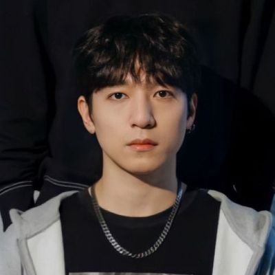 s u n g j i n 365247 3️⃣0️⃣'s profile picture