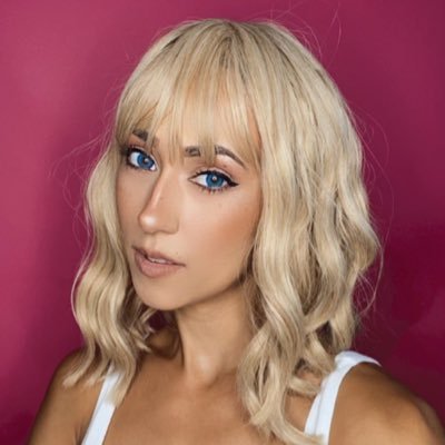 Tara West's profile picture