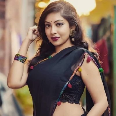 काव्यांजलि ( कामरश भरी बाते) 💅's profile picture