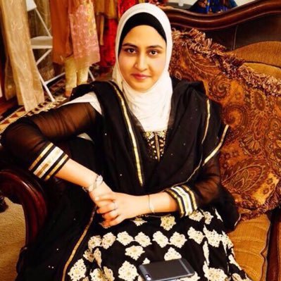 AminaaKausar's profile picture