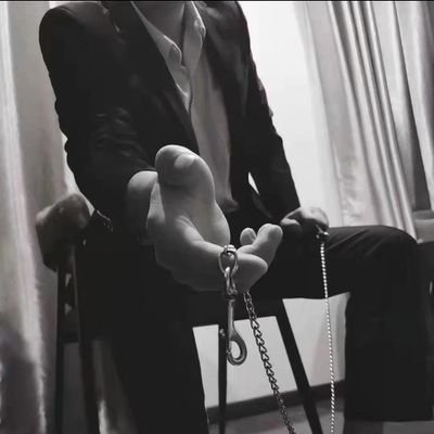 人主dom's profile picture