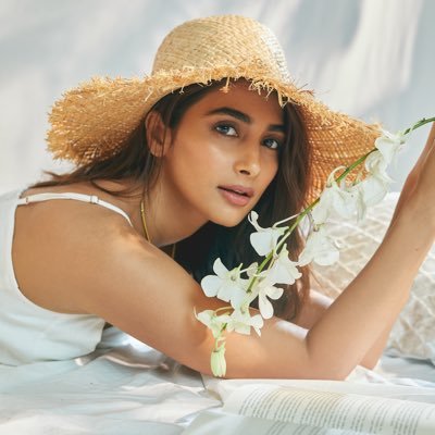 Pooja Hegde's profile picture