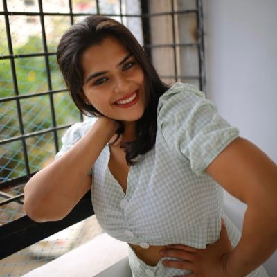 KavyaKalyanram's profile picture