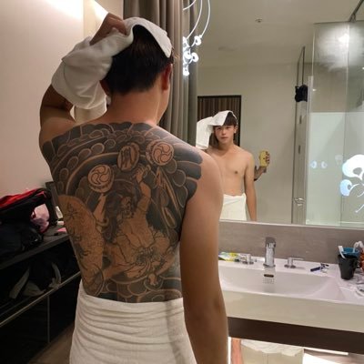 好看的人's profile picture