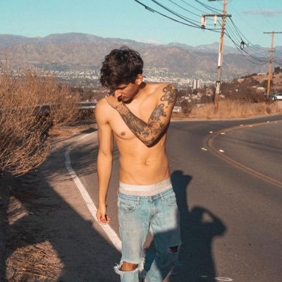 mando's profile picture