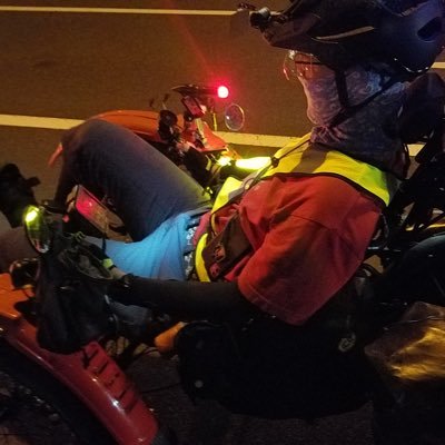 定休日's profile picture