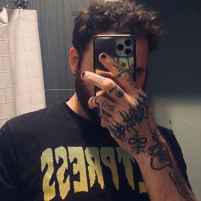esoteric adams's profile picture