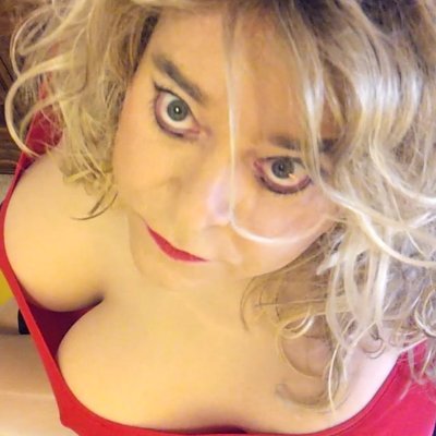 terasupergenius's profile picture