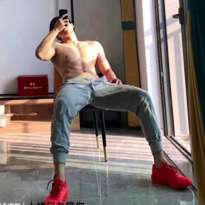ZhanLMM's profile picture
