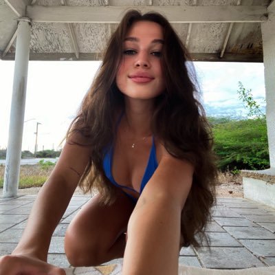 LS's profile picture