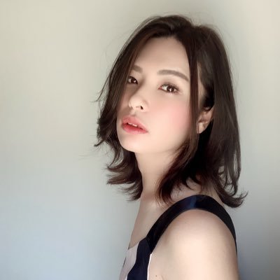 山崎 智花's profile picture