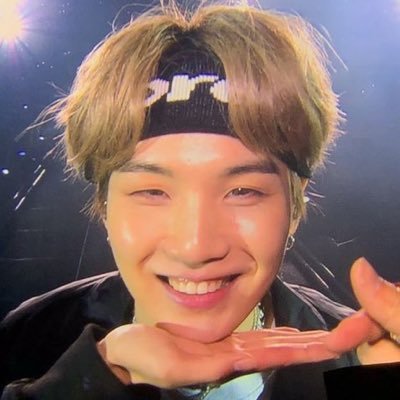 daily yoongi concert's profile picture