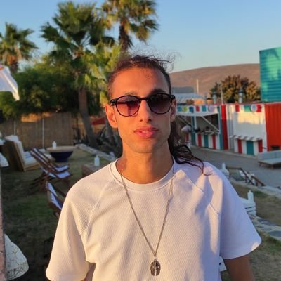 enessarikaya01's profile picture