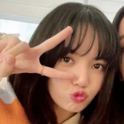 웃리좋's profile picture