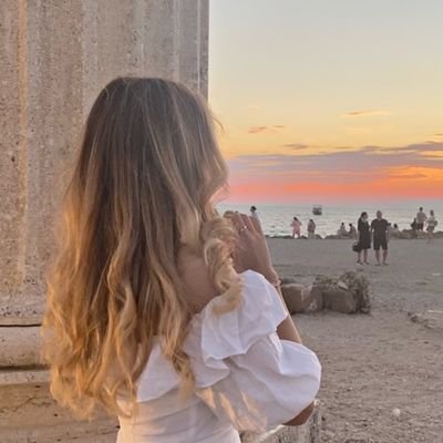 deniz's profile picture