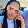 H L O M P H O 👑's profile picture