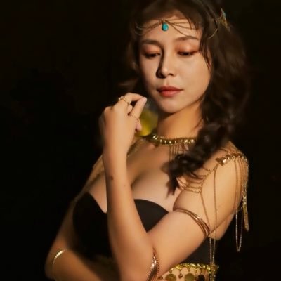 TSmodelFei's profile picture