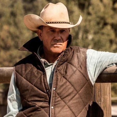 JohnDut74399381's profile picture