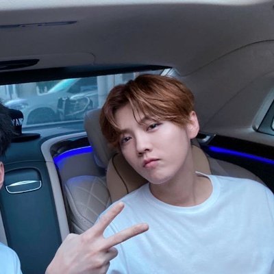 zi's profile picture