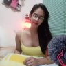 Dee Lavetoria 的头像