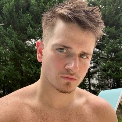 easyonnick's profile picture