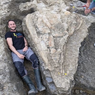 Dr Dean Lomax's profile picture