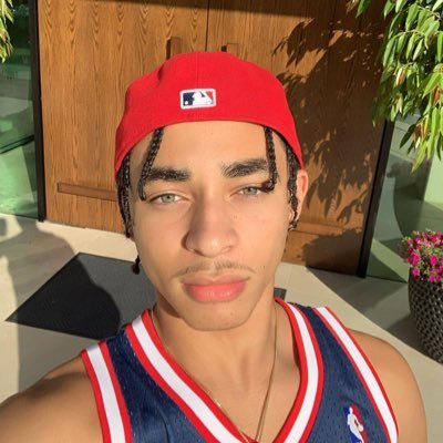 JeluzSmith's profile picture