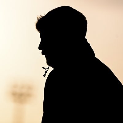 EB10WORLD's profile picture