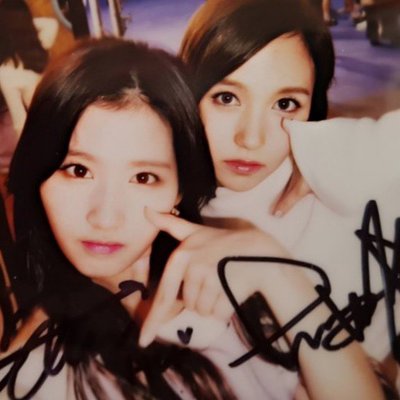hourlymisana's profile picture