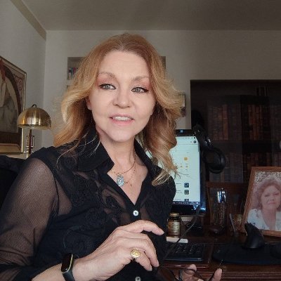 EmiliaUA's profile picture