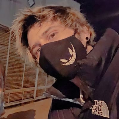 baddoblas's profile picture