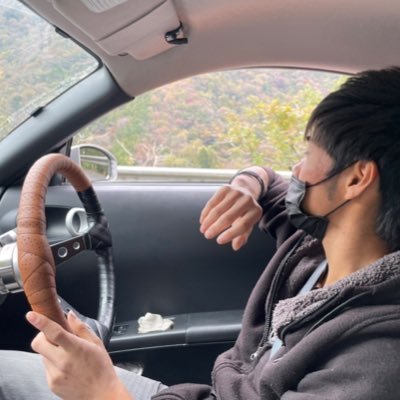 Y_u_y_a_Z33's profile picture