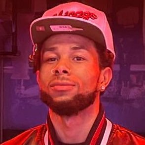 scottboyztv's profile picture