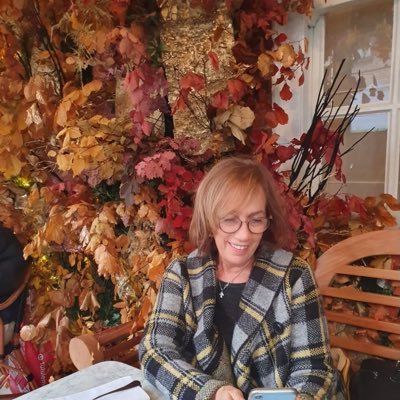 MaryLefteris's profile picture