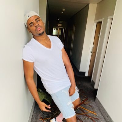 SNtsintsi's profile picture