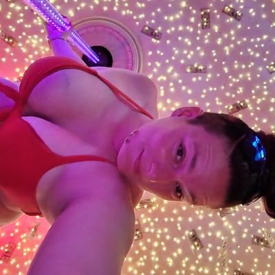 KenzieLynn87's profile picture
