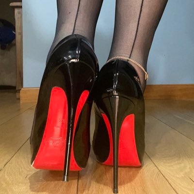 luv_heels's profile picture