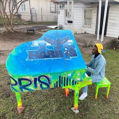 TYEHARRIS32's profile picture