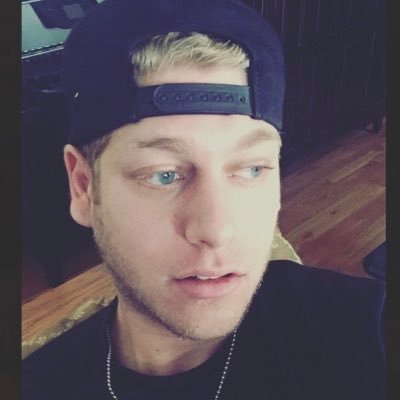 SweisSenpai's profile picture