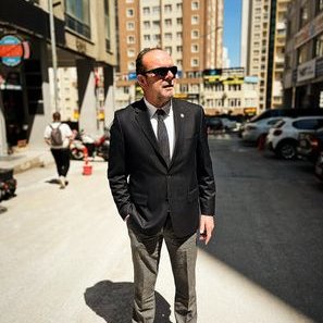 Levent Özeren's profile picture