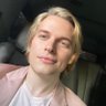 Фото профиля Ronan Farrow