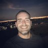 Adam profil fotoğrafı